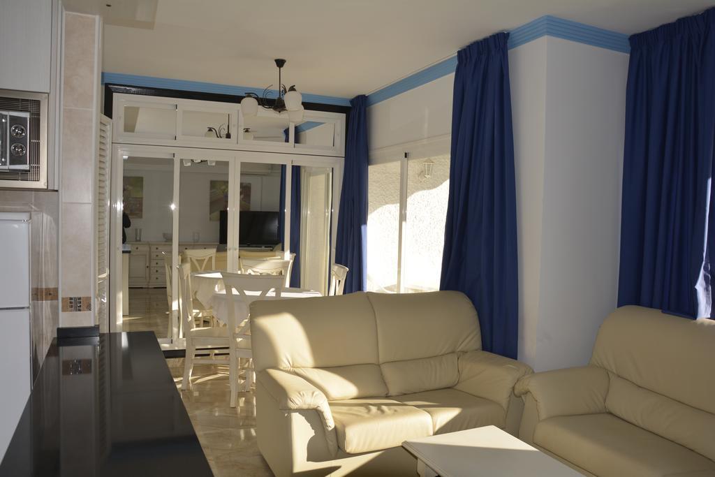 Apartamentos Mediterraneo มาร์เบยา ภายนอก รูปภาพ